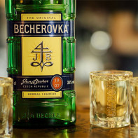 Balzám na fotografie Becherovka