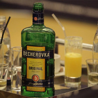 Balsam do zdjęć Becherovka 4