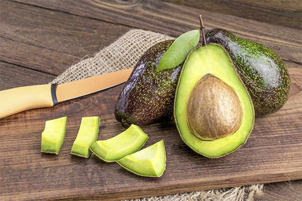 Wie man Avocado zur Gewichtsreduktion isst