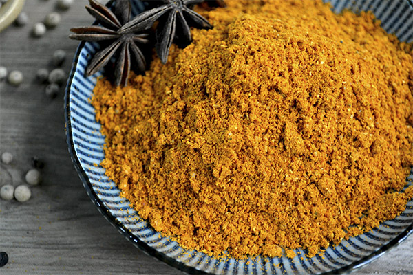 The benefits and harms of curry seasoning