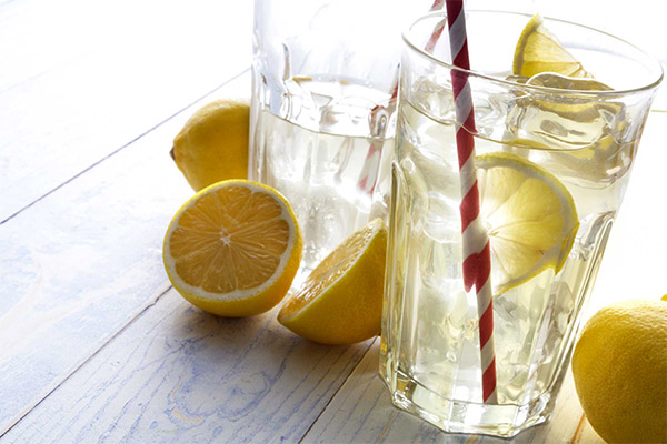 Acqua con limone per dimagrire