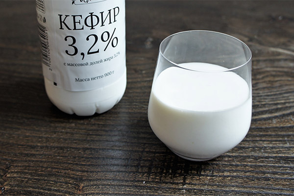 Recepten van traditionele geneeskunde op basis van kefir