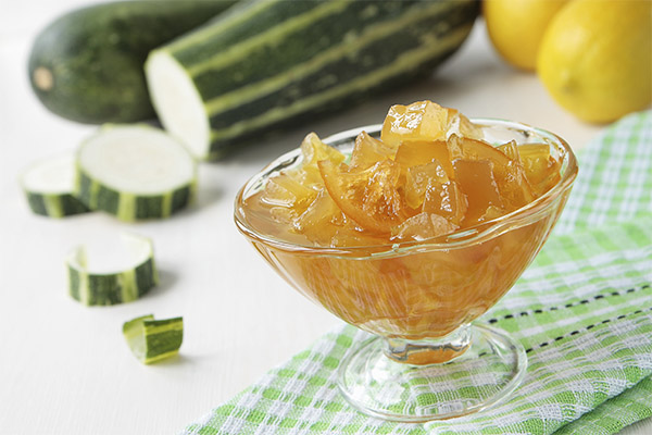 Was ist nützliche Marmelade aus Zucchini