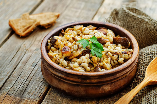 Bubur barli dengan daging