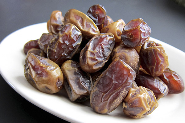 Què es pot preparar a partir de dates seques