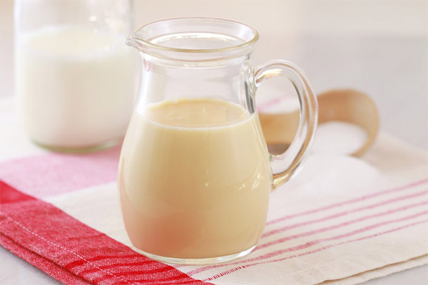 Die Verwendung von gebackener Milch beim Kochen