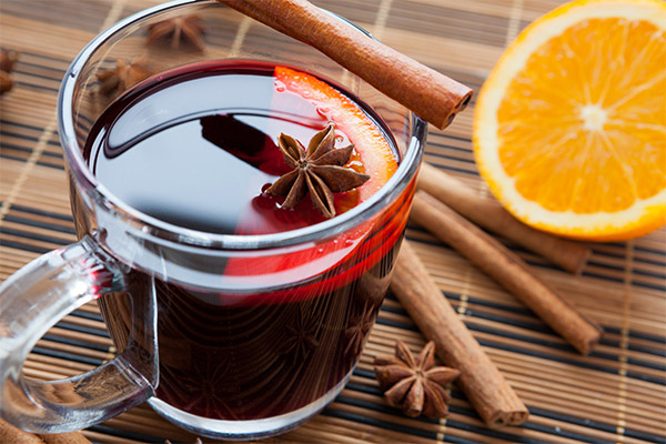 Hoe maak je glühwein van rode wijn?