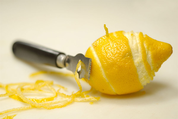 The use of lemon peel in everyday life