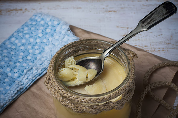 Ghee-olie gebruiken bij het koken