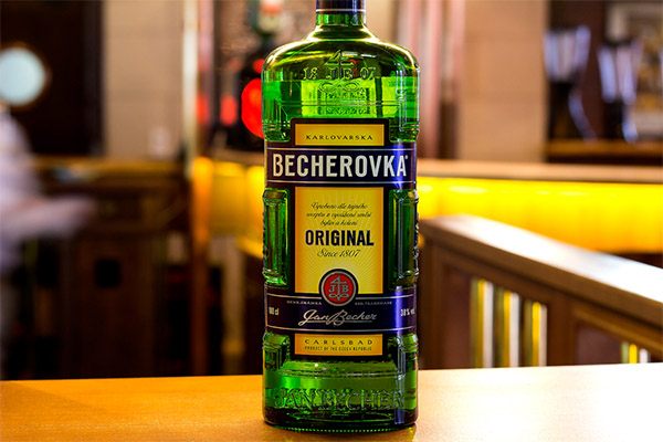 Jak pít becherovku