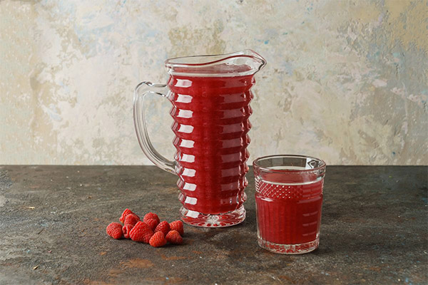 Boisson aux fruits confiture de framboises