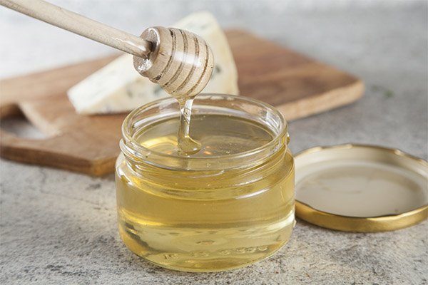 The use of acacia honey in cosmetology