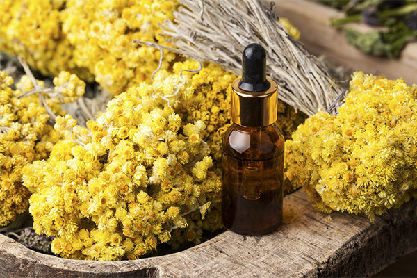 Helichrysum oil