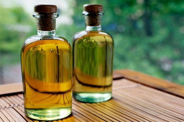 Meadowsweet oil