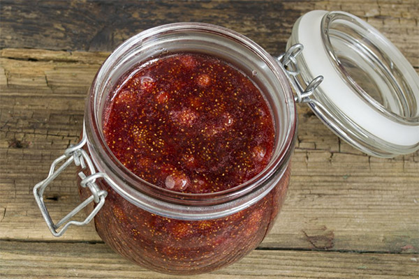 Aardbeienjam in een slowcooker