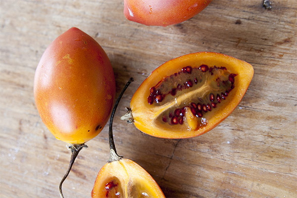 Výhody a poškození tamarillo