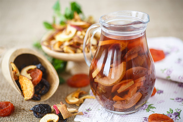 Comment faire cuire une compote de fruits secs