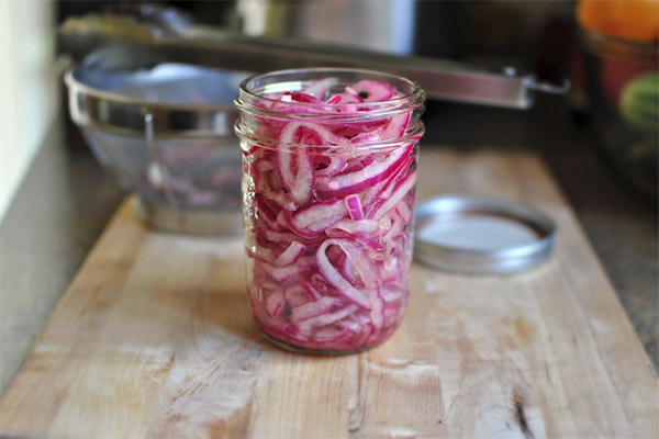 How to Pickle Red Onions for the Winter